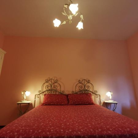 Bed and Breakfast L'Albero Del Cioccolato Pigna Exterior foto