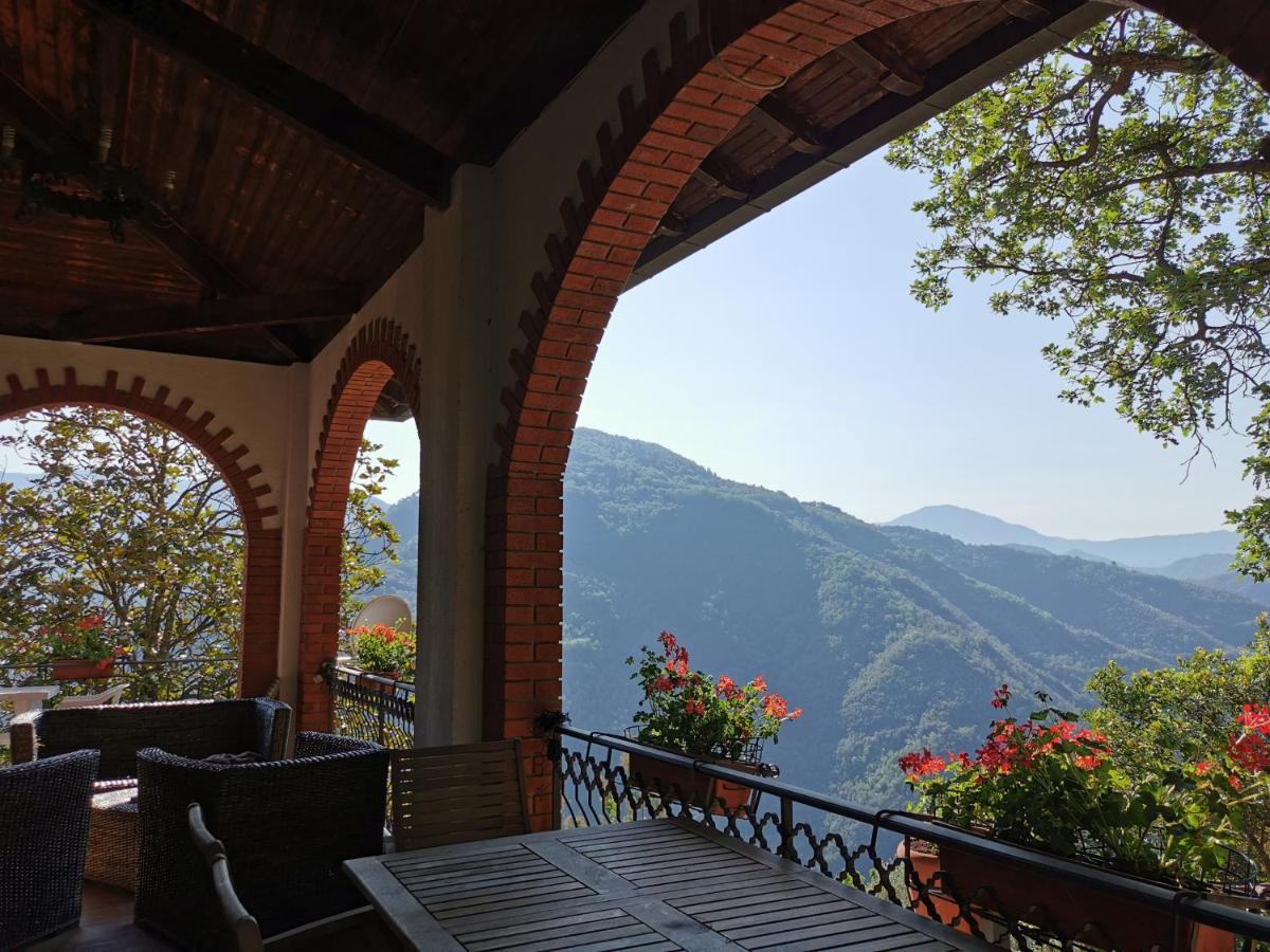 Bed and Breakfast L'Albero Del Cioccolato Pigna Exterior foto